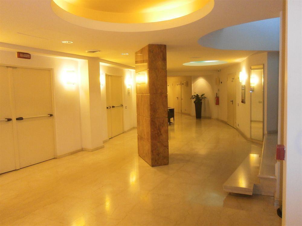 Enea Hotel Aprilia Esterno foto